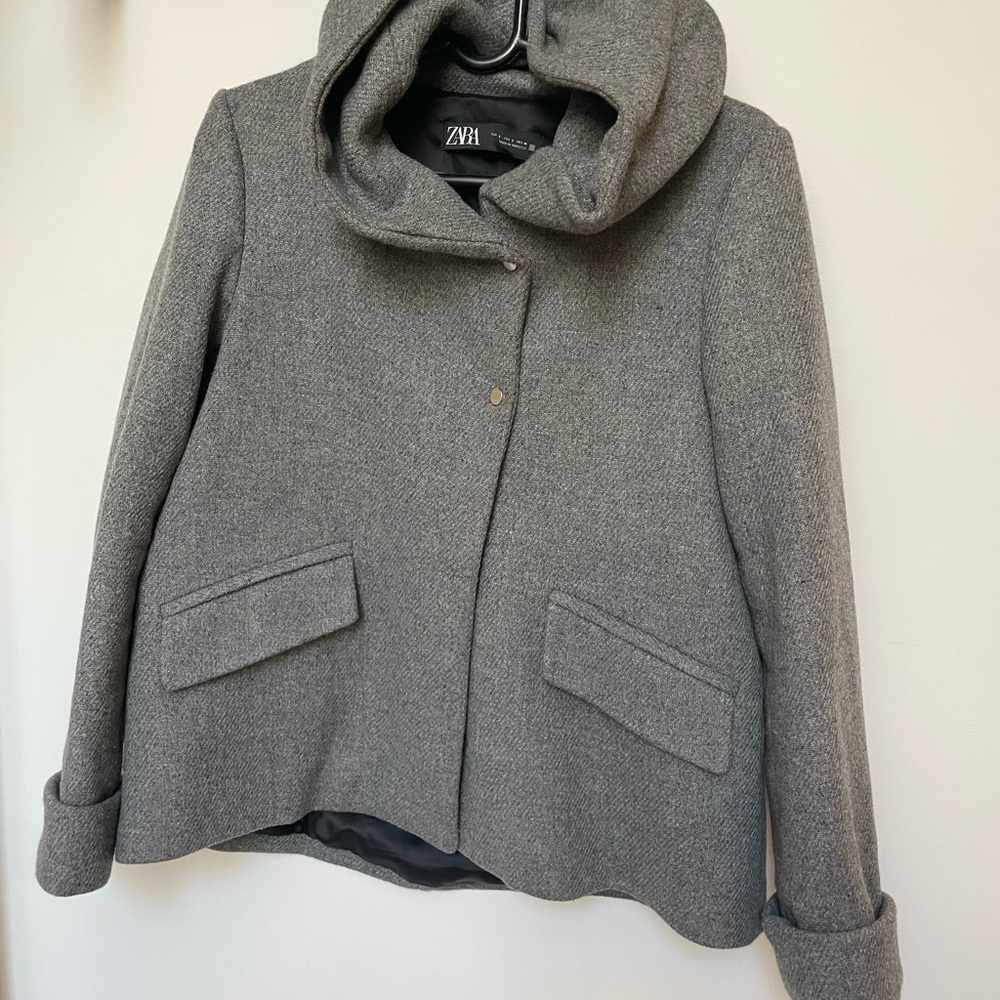 Zara Hooded Grey Cropped Peacoat